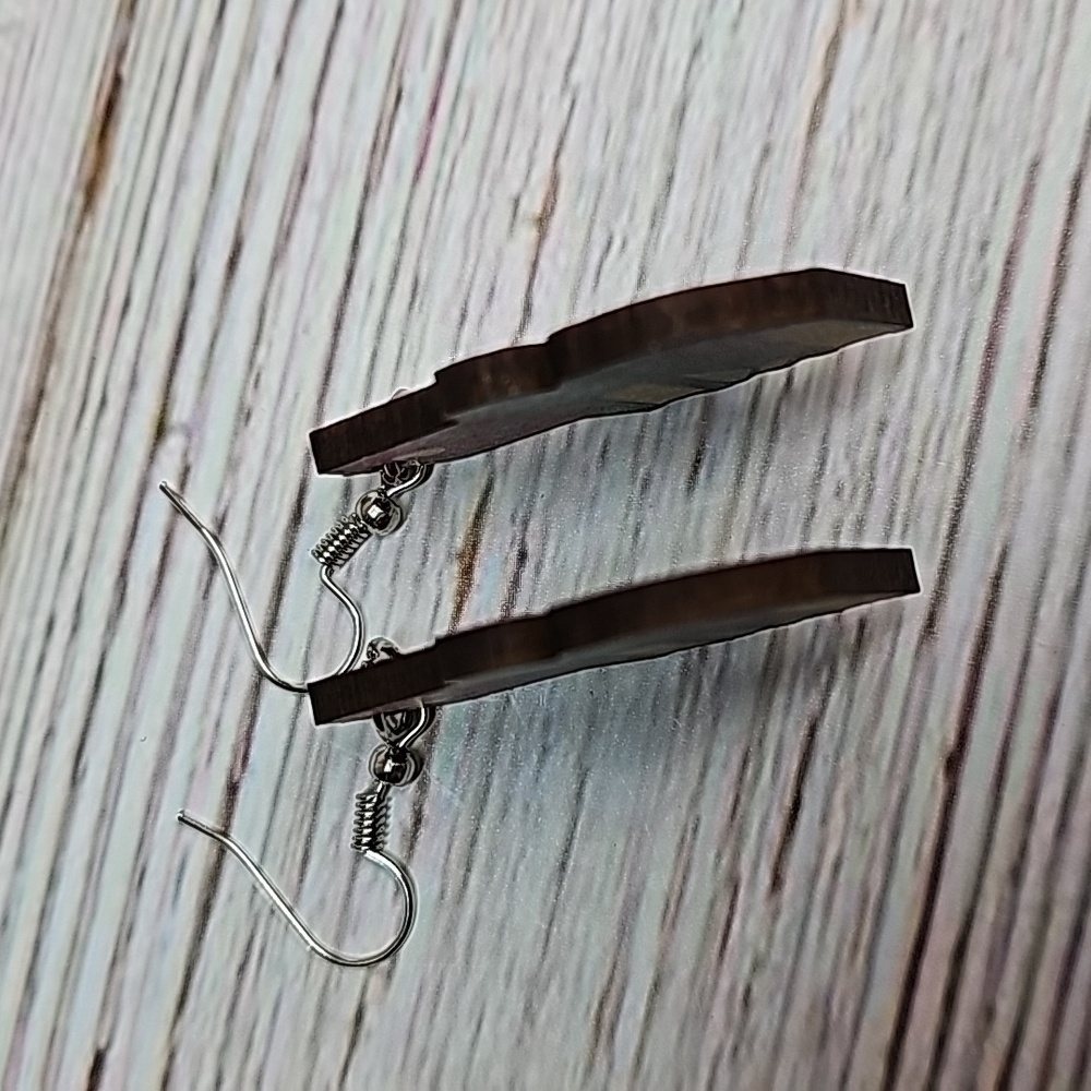 NIP READ ALL BOOKS TEACHERS WIRE PIERCED EARRINGS - Picture 7 of 9